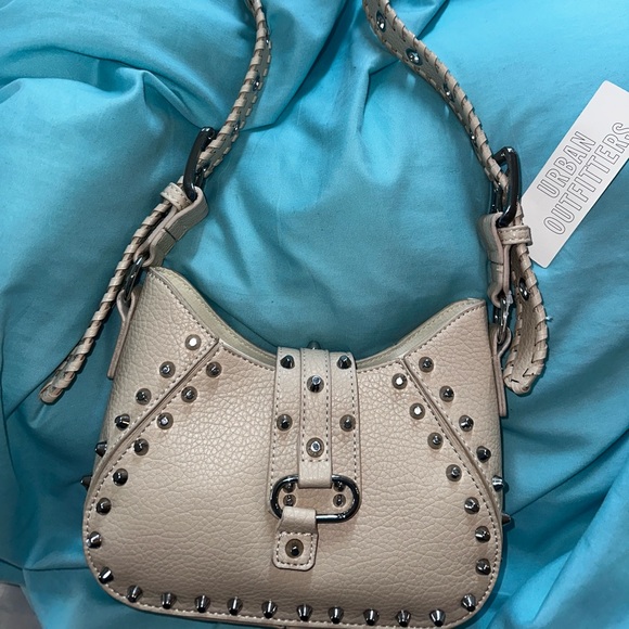 UO Beige / Cream NEVER WORN studded purse🤎🍦 perfect condition - Picture 9 of 9